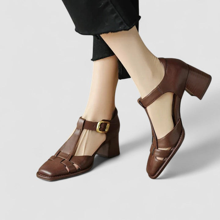 DELACROIX | Véronique Heeled Mary Janes