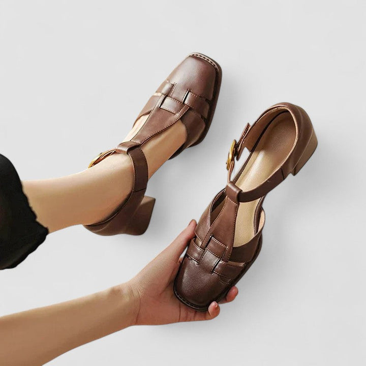 DELACROIX | Véronique Heeled Mary Janes