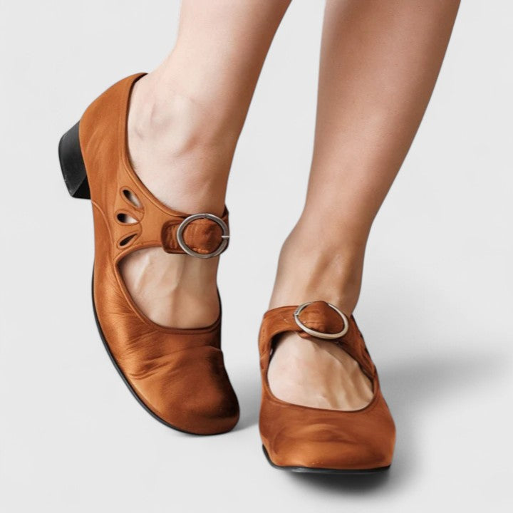 DELACROIX | Retro Babies with Round Buckle Léa